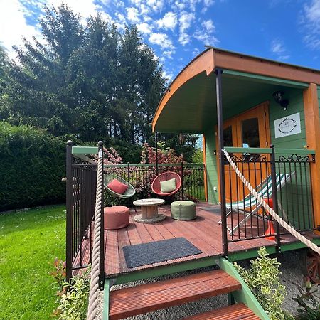 La Roulotte Deluxe De Malpas Bed & Breakfast Quingey Dış mekan fotoğraf