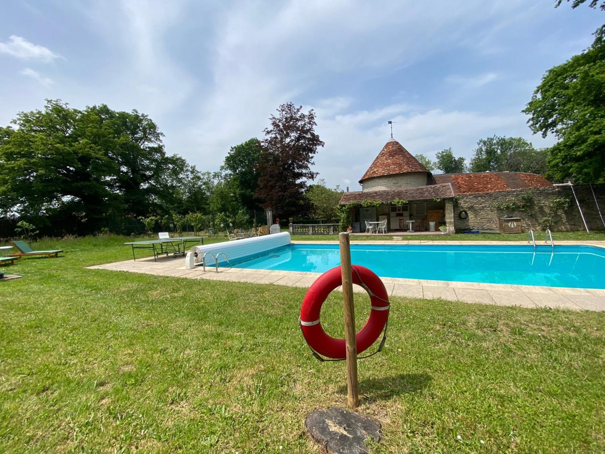 La Roulotte Deluxe De Malpas Bed & Breakfast Quingey Dış mekan fotoğraf