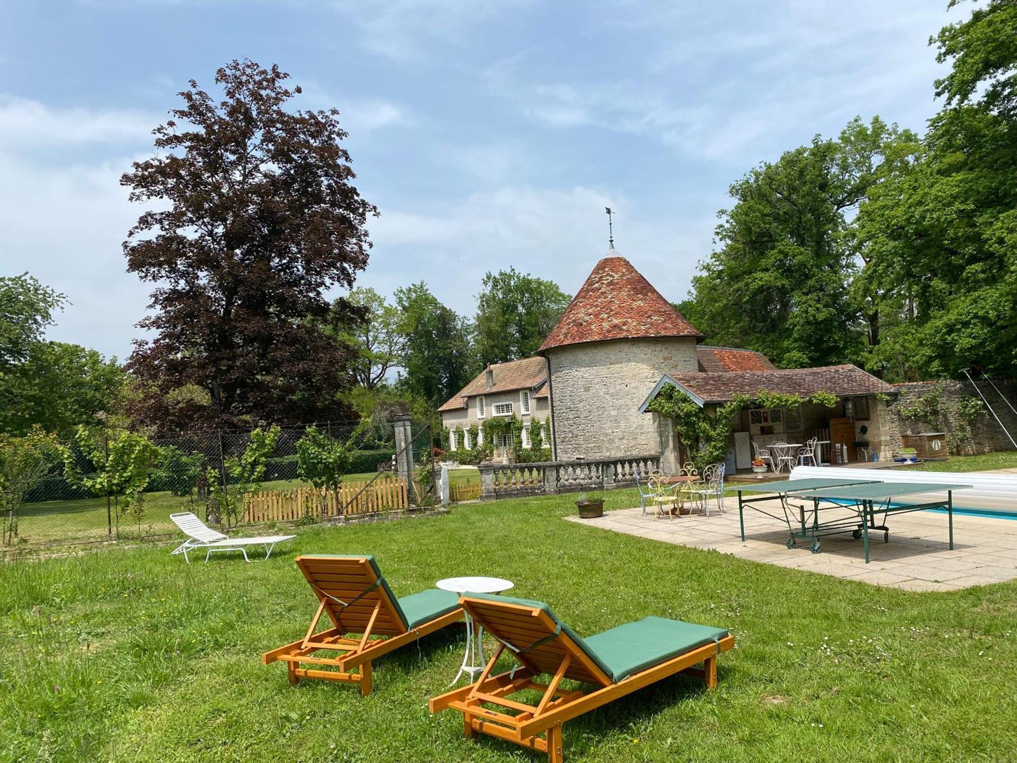 La Roulotte Deluxe De Malpas Bed & Breakfast Quingey Dış mekan fotoğraf