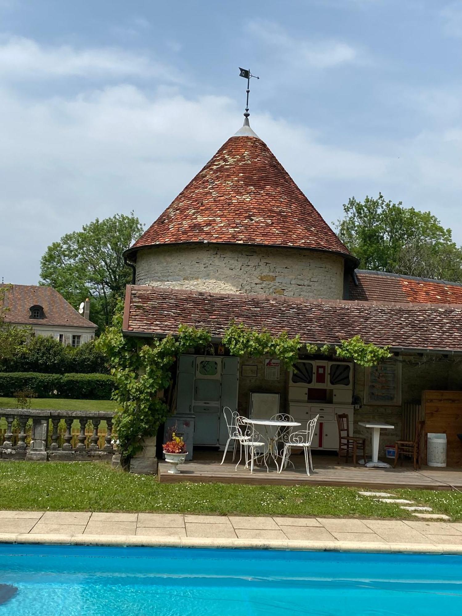 La Roulotte Deluxe De Malpas Bed & Breakfast Quingey Dış mekan fotoğraf
